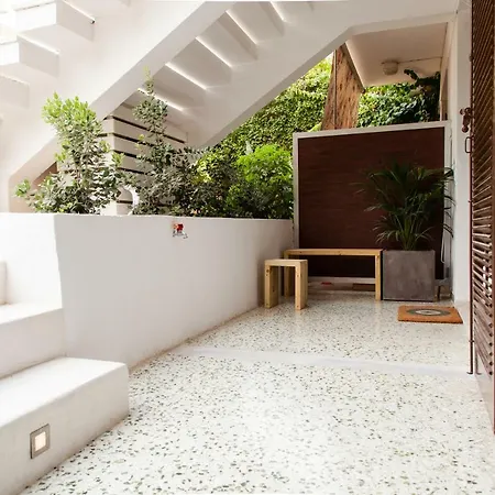 Vouliagmeni Art Micro Loft Athens