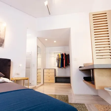 Vouliagmeni Art Micro Loft Apartment Athens